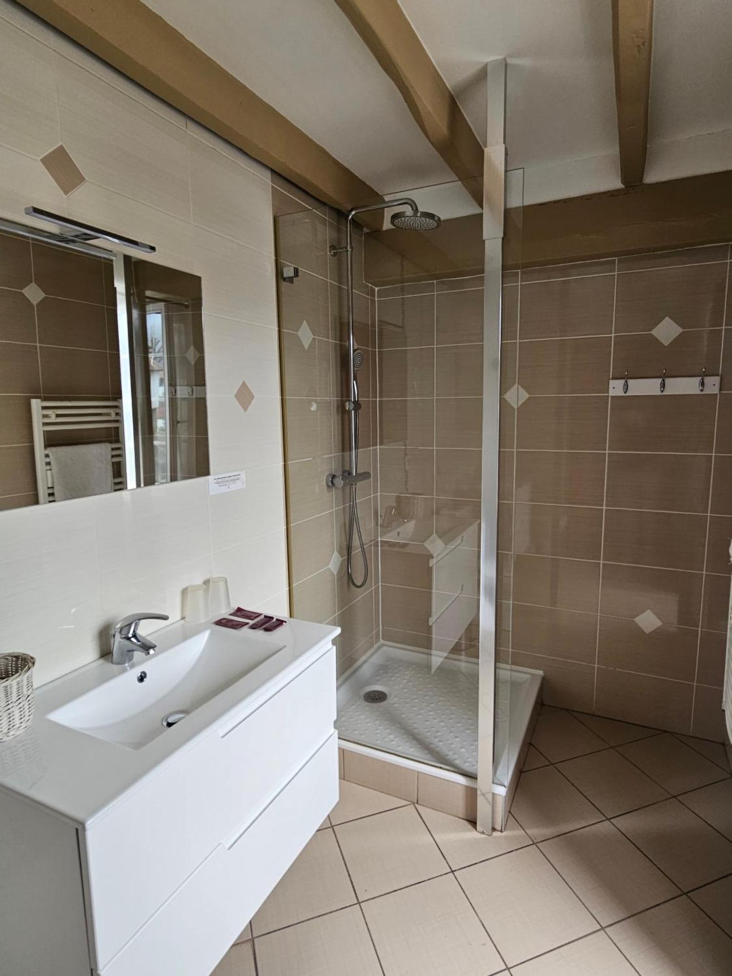 Hotel Etchoinia Lasse  Phòng bức ảnh